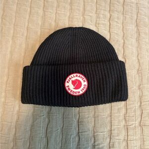 Fjallraven Black Ribbed Beanie